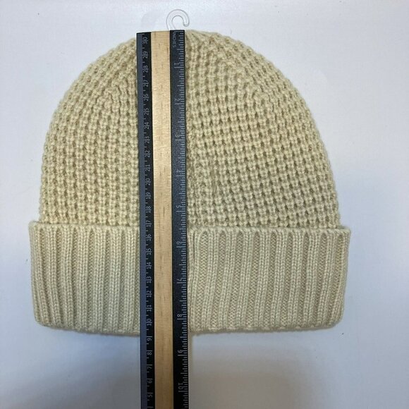 Frye & Co NWT Thermal Knit Beanie w/ Cuff  Lined Butter Creamy Tan Hat-O… - Picture 7 of 11